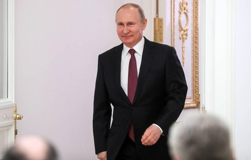 푸틴, 새 일왕에 즉위 축하 전문…'러일 협력 강화' 기대 표명