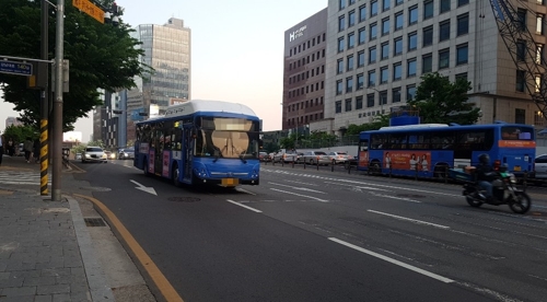 서울 버스, 주 52시간 고비 넘었지만 노사 협상 '난항'