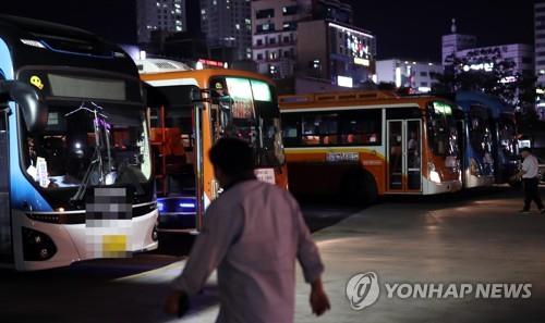 시내버스 파업 철회에 한숨 돌린 창원시…준공영제 도입 숙제