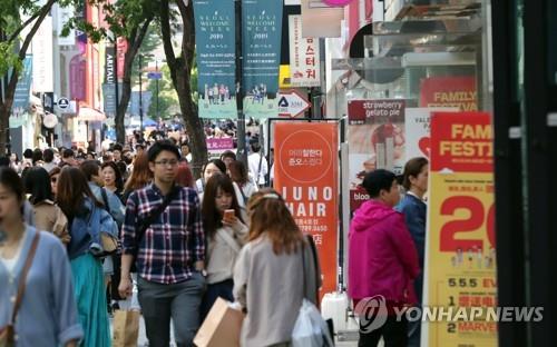 노동절에 中입국 작년보다 36%↑…골든위크에 日입국은 58%↑