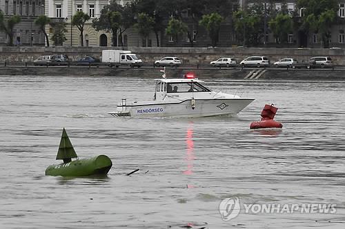 같은 방향으로 가던 두선박 '쾅'…다뉴브강 유람선 사고 원인은