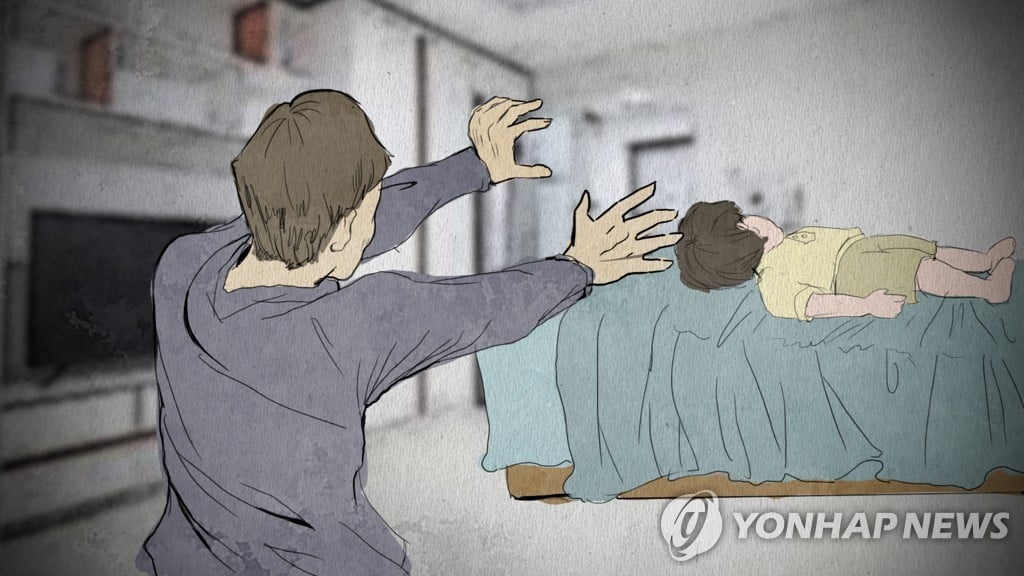 `게임에 방해돼서`…생후 2개월 아들 폭행해 숨지게 한 `비정한 아빠`