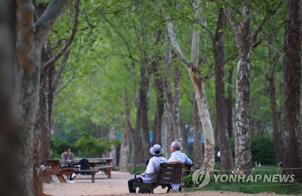 [날씨] 내일 낮 최고기온 30도…경상내륙은 소나기