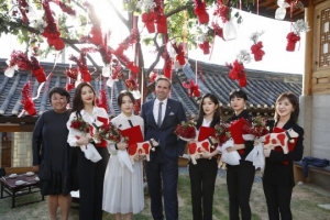 레드벨벳 &#39;스위스의 여신&#39;이 되다...2019-2020년 스위스 홍보대사로 임명