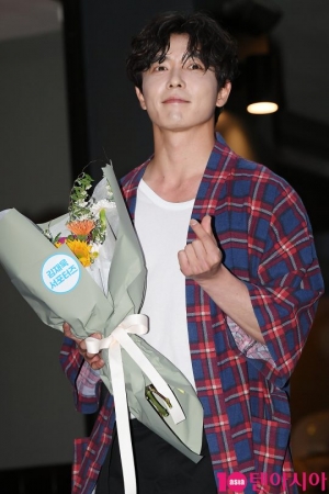 [TEN PHOTO] 김재욱 &#39;치명적인 하트&#39;