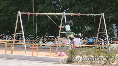 '놀고 싶을 때 놀 수 있게' 아동 놀이권 보장…"창의성 높인다"