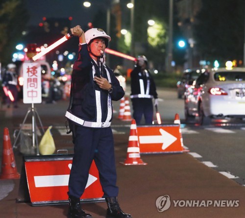 방일 트럼프에 역대급 경호…스모 경기장 '방석막기' 비상