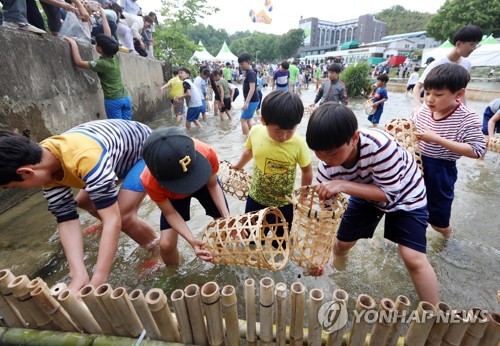 [날씨] '낮 최고 28도' 어린이날 초여름 더위…미세먼지 '나쁨'