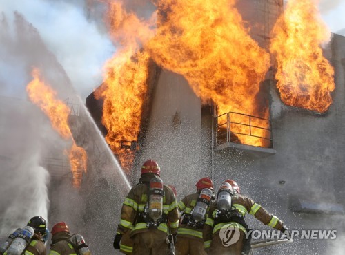 ESS 화재조사 결과 내달 발표…비정상 전기충격 가능성 등 실험