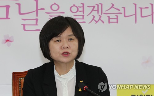 이정미 "한국당 고발 취하할 생각 없어…폭력 묵인 안돼"