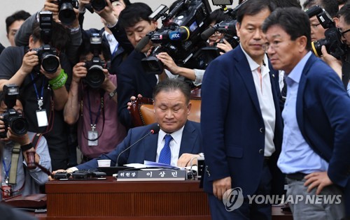 이상민, 문무일 발언에 "항명사태 아냐…檢수장의 식견 표명"