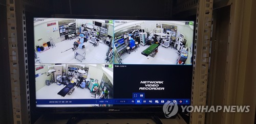 "수술실 못 믿겠다"…CCTV 설치 법안 폐기에 논란 가열