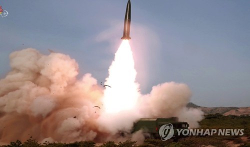 한국당 "文정권 자발적 무장해제로 돌아온 건 北미사일 발사"