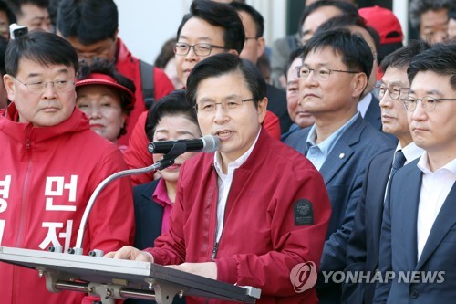 4월 임시국회 빈손종료 현실로…한국당, 장외 '민생투쟁' 돌입