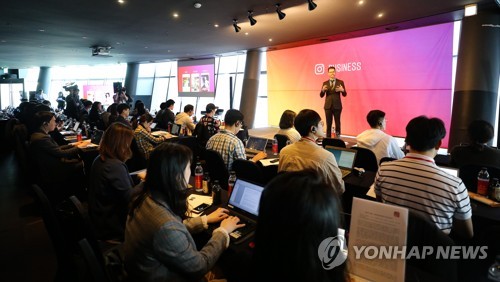 인스타그램 "우리는 쇼핑·브랜딩 플랫폼"…국내 수익화 박차