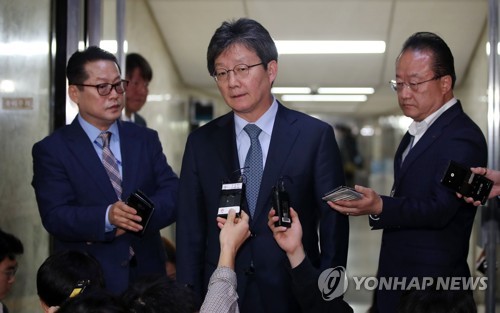 바른미래 내홍, 김관영 사퇴로 일단 봉합…불씨는 여전