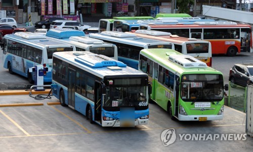 노동부, 버스 파업 긴급회의…"적극적으로 노사 중재"