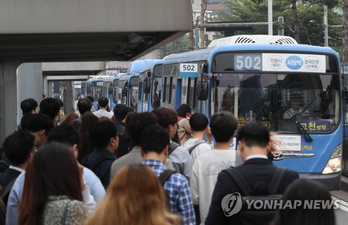 [버스 준공영제] ②연 2500억 지원금 '눈먼 돈'…감독 '구멍'