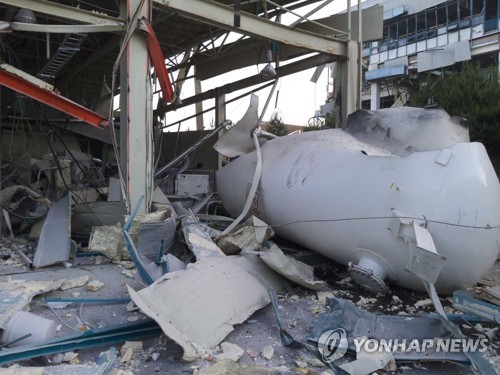 강릉 수소탱크 폭발…견학 온 벤처기업인 등 2명 사망·6명 부상