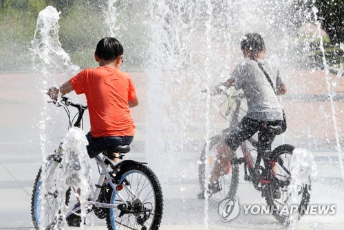 서울 33.4도·영천 35.6도…전국 곳곳 5월 역대 최고기온