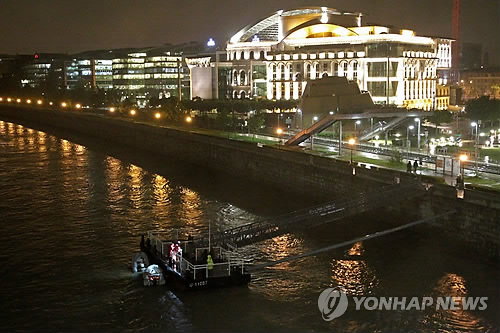 다뉴브강 韓실종자 19명 찾기 총력…밤샘 수색에도 성과 없어