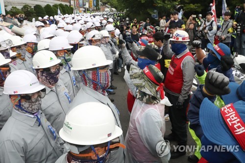 '주총장 확보戰에 시장 삭발까지'…우여곡절의 현대중 법인분할