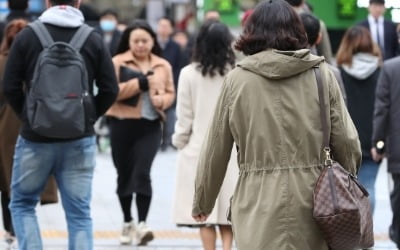 실업률 4.4%로 19년 만에 최고, 4월 취업자수 17만1000명 증가