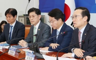 국무총리실, 청년 문제 컨트롤타워 된다…靑 청년정책관도 신설