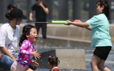 연휴 마지막 날 카지노 필립 날씨, 더위 꺾여…일부 '빗방울'