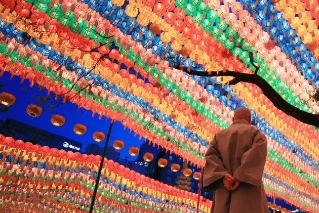 2019년 부처님오신날 맞아 전국 사찰서 봉축법요식 | 한경닷컴