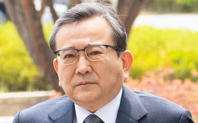 검찰, 김학의 구속영장 청구…억대 뇌물·성접대 혐의