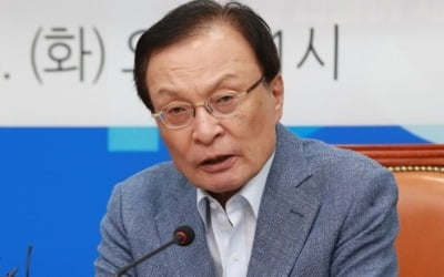 비례대표 의석 요구받은 이해찬 대표 "간담회에서 정치 주장 안나오게 해달라"