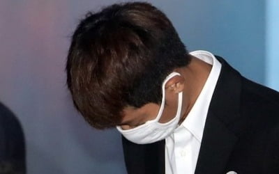 '성관계 몰카' 정준영, 법정서 혐의 인정…"합의 원해"