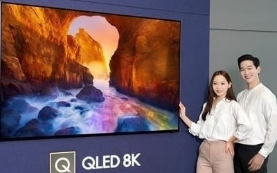 삼성전자가 98인치 8K TV 3500만원 '파격 인하'한 이유는