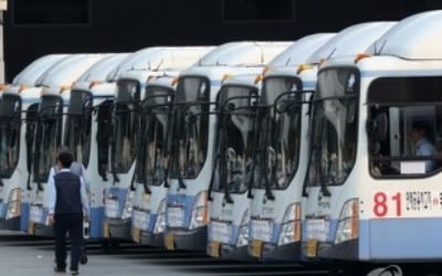 '임금 3.9%↑ 합의' 부산 시내버스 추가 재원 마련 관건