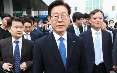 민주 "경기도정 집중하길", 한국 "친문무죄 반문유죄"