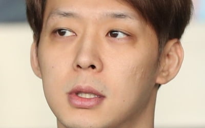 검찰, 필로폰 투약 혐의 박유천 기소…황하나는 보강조사