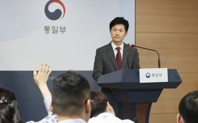 국제기구 통해 800만달러 대북지원 추진…개성 기업인 방북승인