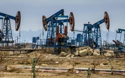 국제유가, 美재고증가에 급락…WTI 2.7%↓