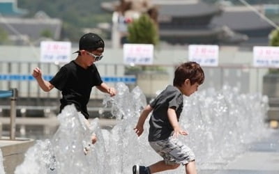 낮 최고 33도 '더위'…수도권·남부지방 미세먼지 '나쁨'