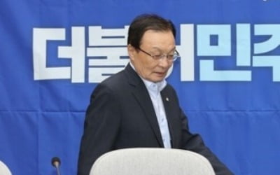 이해찬 "가계부채 풍선터질 듯 부풀어…특별관리 필요"