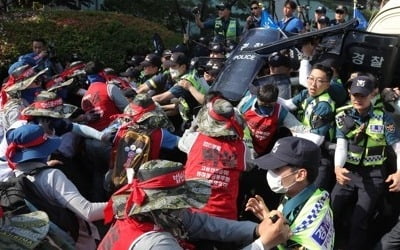 서울경찰청장 "폭력시위 변질 용납 안돼…엄정 대응"