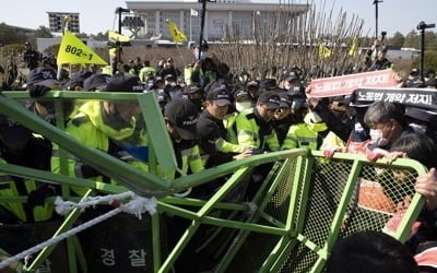 민주노총 간부들 구속 여부 내일 결정…'집회 폭력 미리 계획'