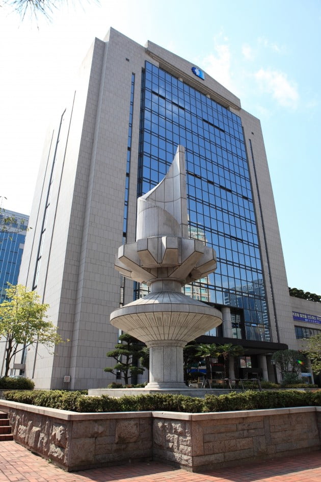 부산상의 "르노삼성차 노조,임단협 최종타결 촉구 호소"