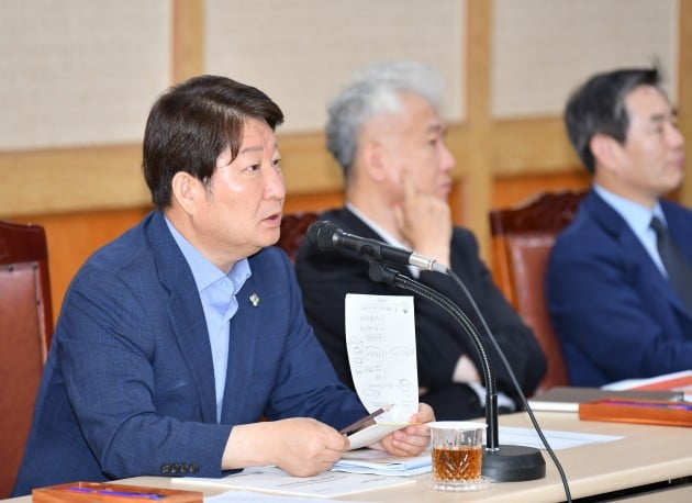 권영진 대구시장 "대구 산업구조 혁신 확신갖고 끝까지 도전하자"