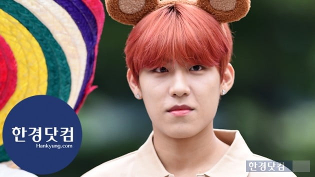 [HK영상] AB6IX 박우진, 머리띠 하나로 완벽 변신…'귀여운 곰돌이~' (세로직캠)