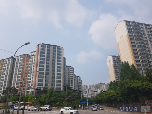 용인 수지구 신봉동 일대의 아파트 단지 전경(사진 김하나 기자)