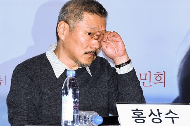 홍상수 감독, 아내 상대 '이혼 청구' 법원서 기각