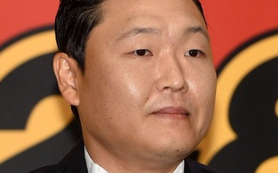 싸이, YG 양현석 성 접대 의혹 참고인 조사 받아…"사실 관계 확인 차"