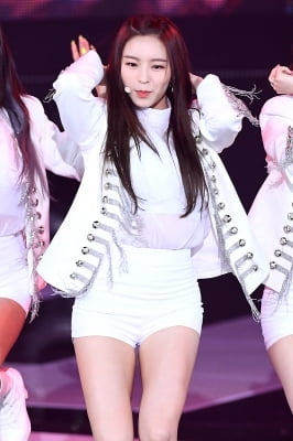 [포토] CLC 엘키, '반짝반짝 빛나는 미모'